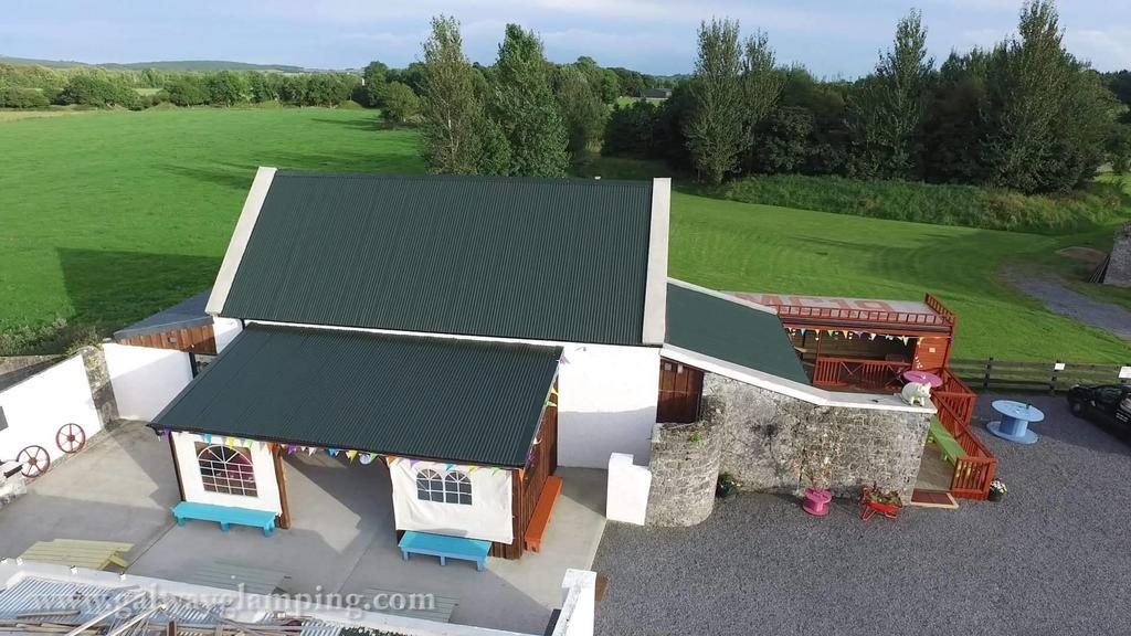 Galway Glamping Hotel Tuam Exterior photo